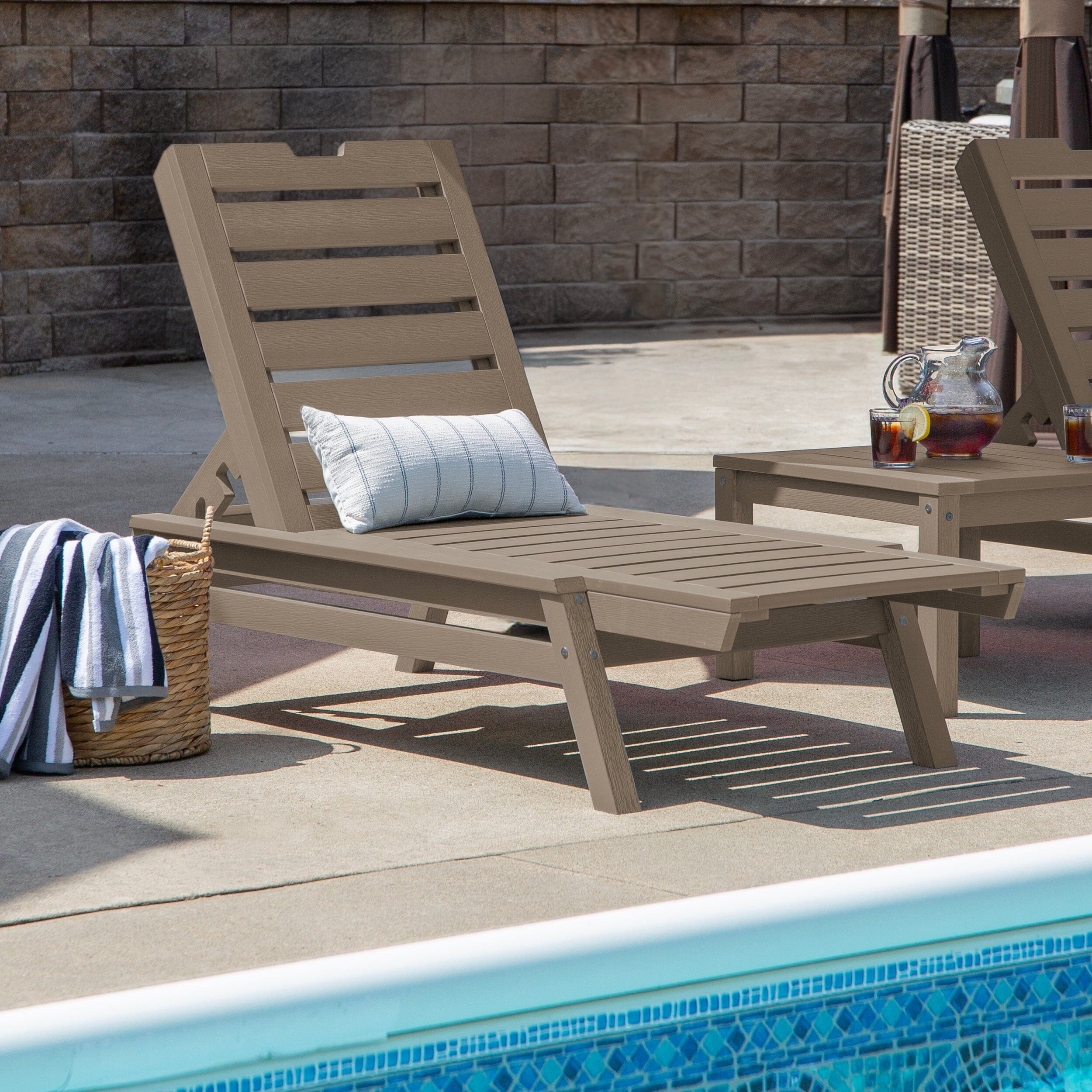 Crestone Chaise Lounge - Image 52