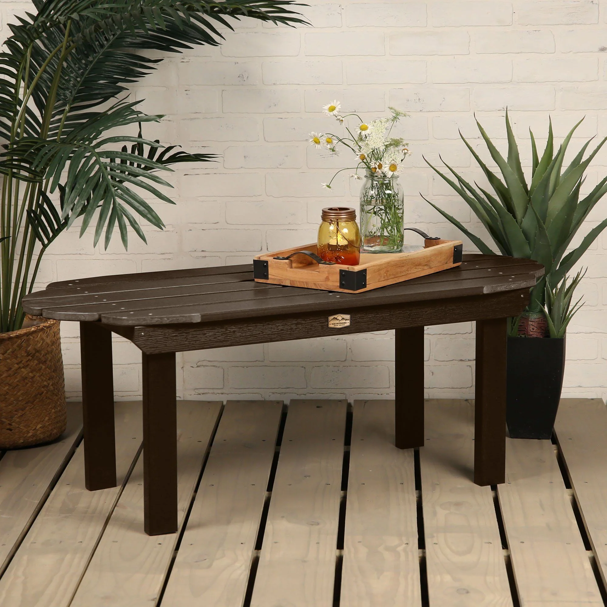 The Essential Coffee Table - Image 5