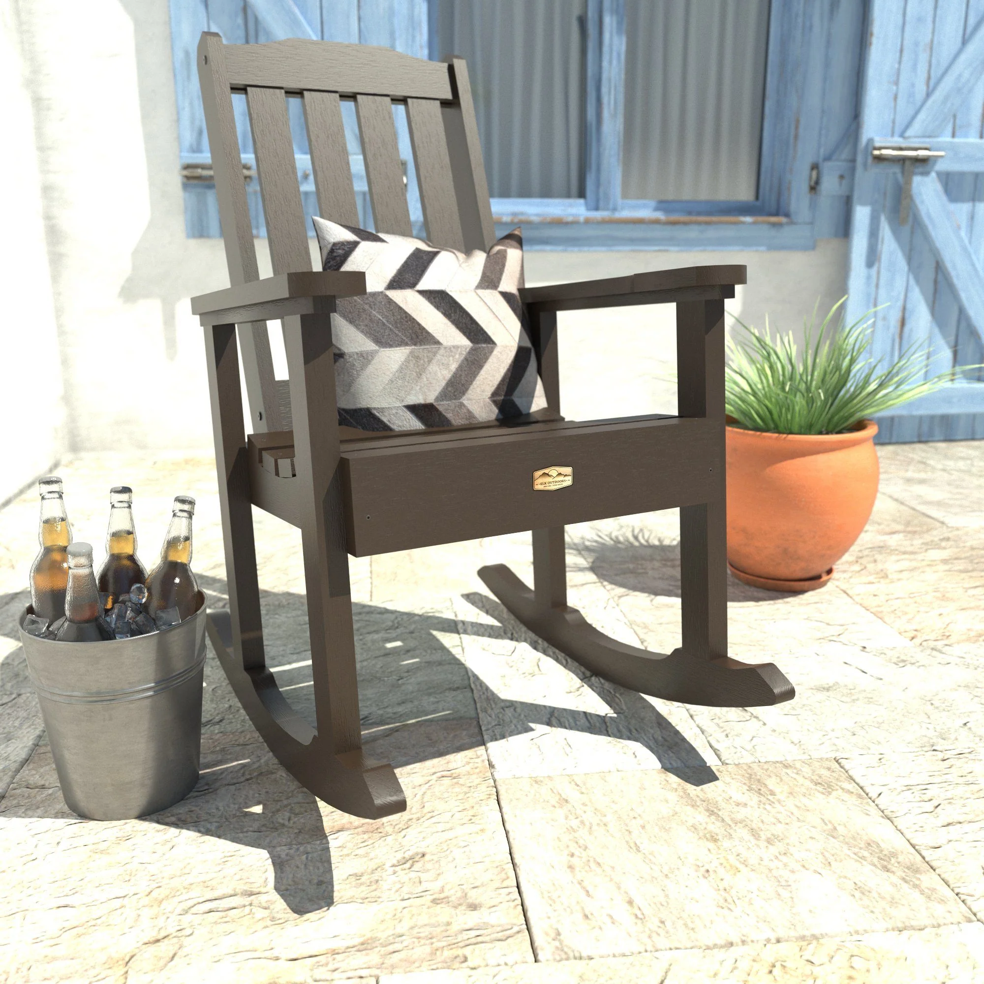 Essential Country Rocking Chair - Image 4