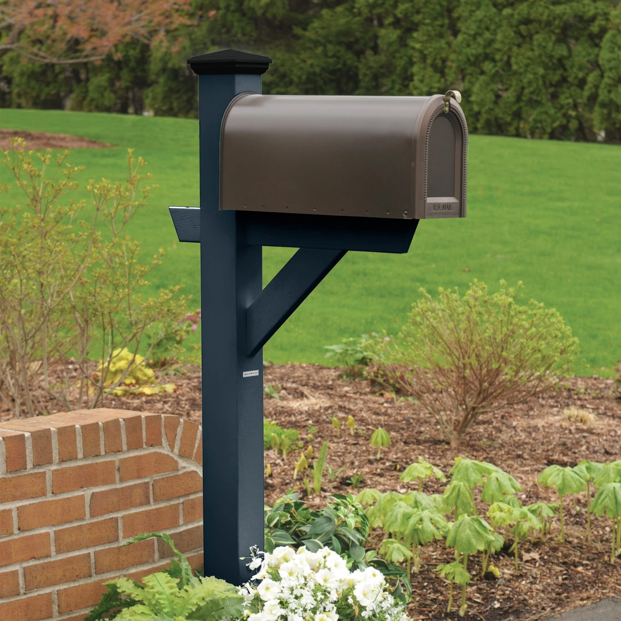 Hazleton Mailbox Post - Image 24