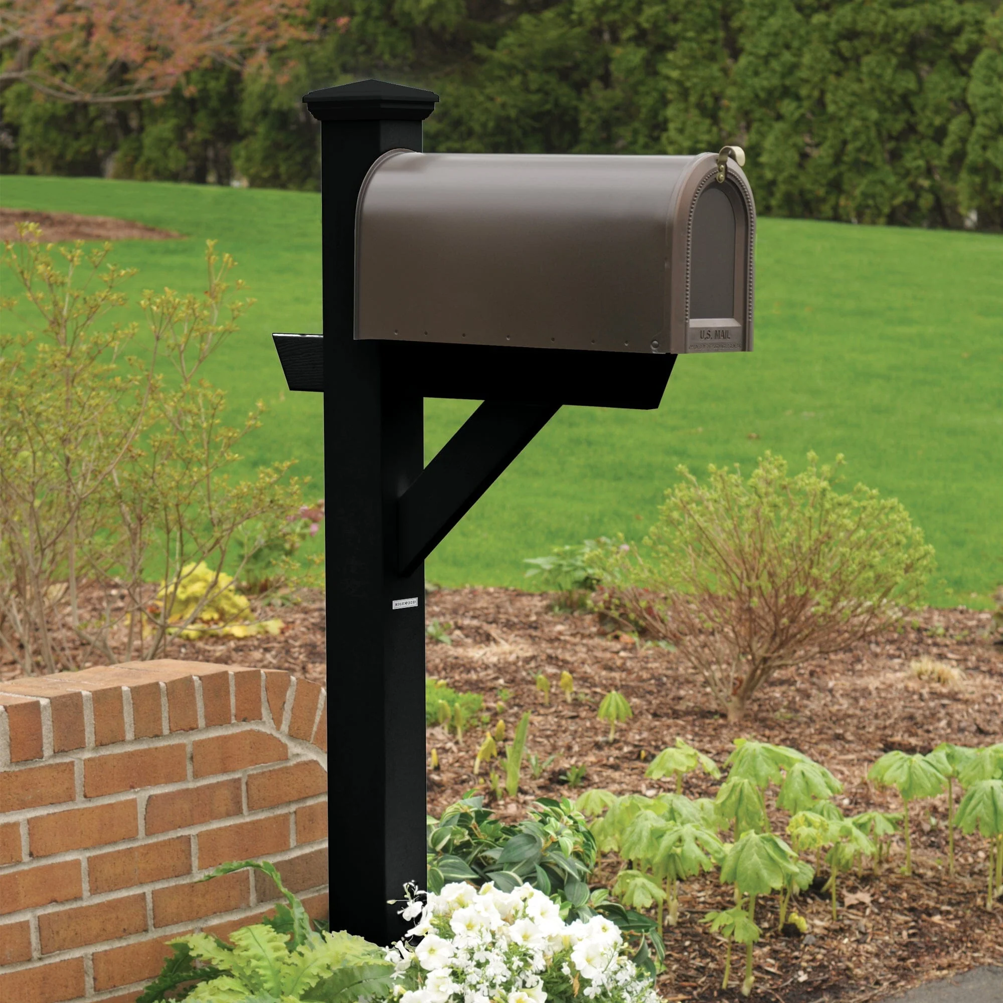 Hazleton Mailbox Post - Image 6
