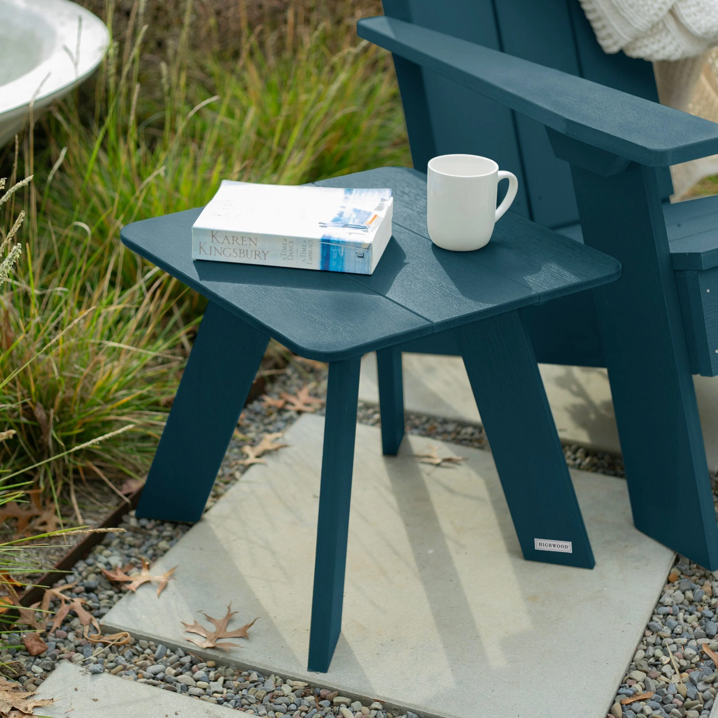 Italica Modern Side Table - Image 11
