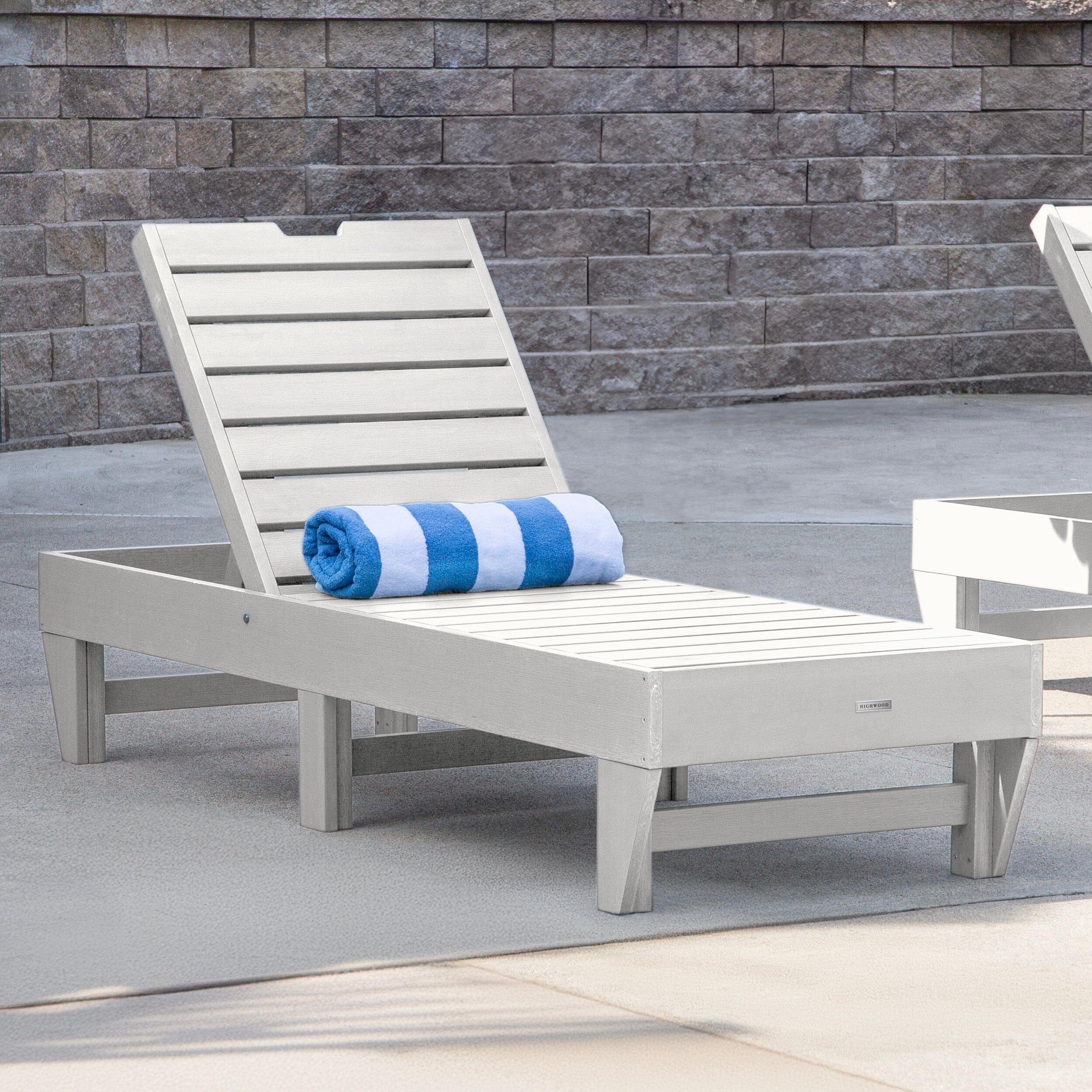 Pinehurst Chaise Lounge - Image 17