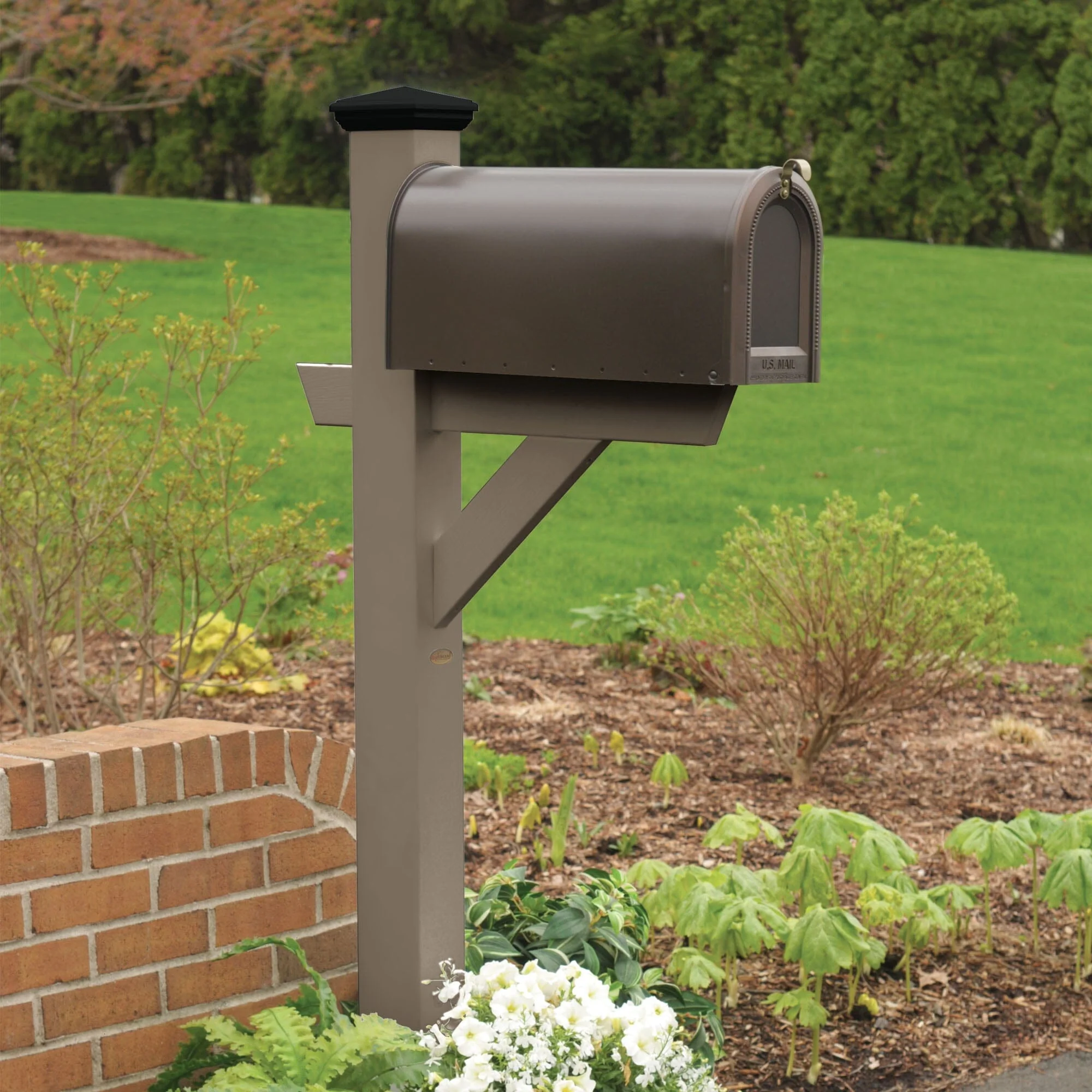 Refurbished Hazleton Mailbox Post - Image 17