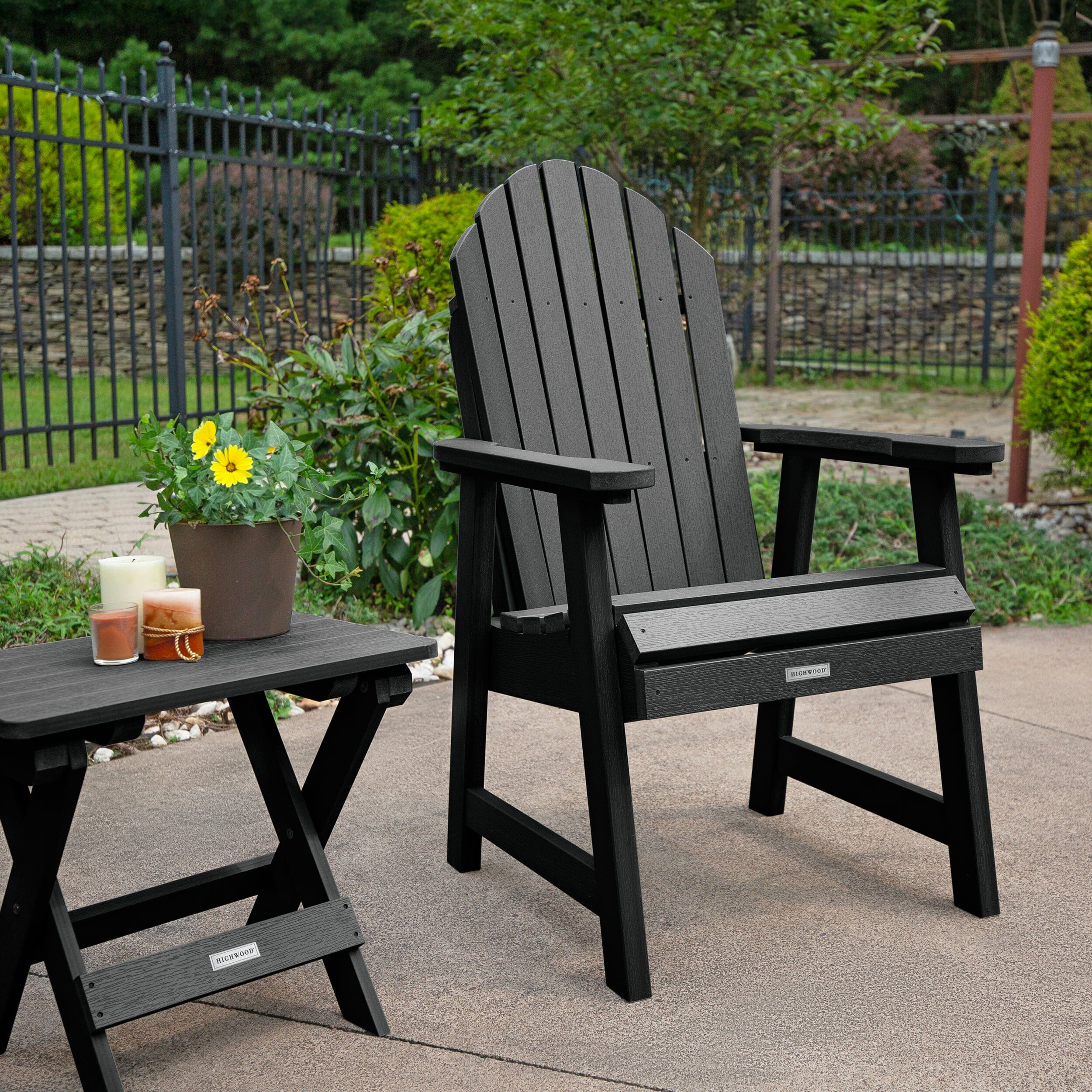 2 Hamilton Deck Chairs with Folding Side Table - Image 6